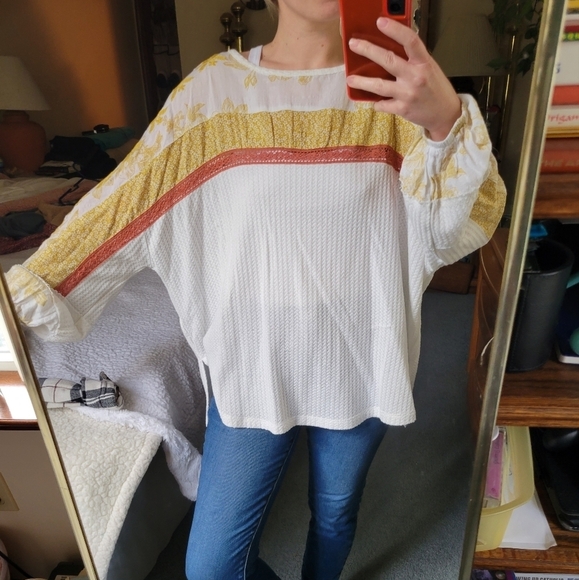 Forever 21 peasant top - Picture 3 of 5